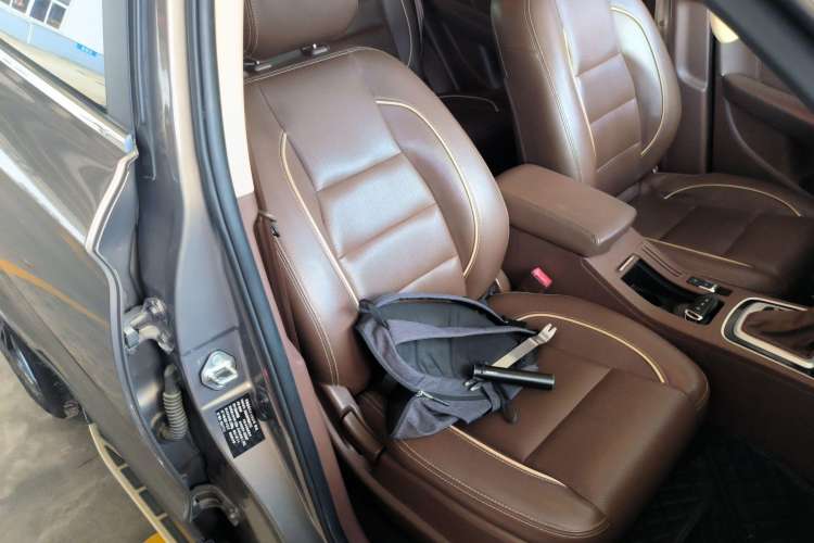 Used Leopaard CS10 2017 2.0T Automatic Urban Version Right Front Seat