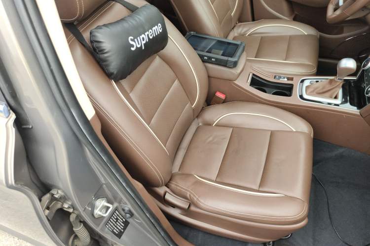 Used Leopaard CS10 2017 2.0T Automatic Urban Version Right Front Seat