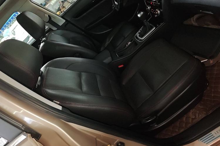 Used Leopaard CS10 2017 2.0T Automatic Luxury Edition Right Front Seat