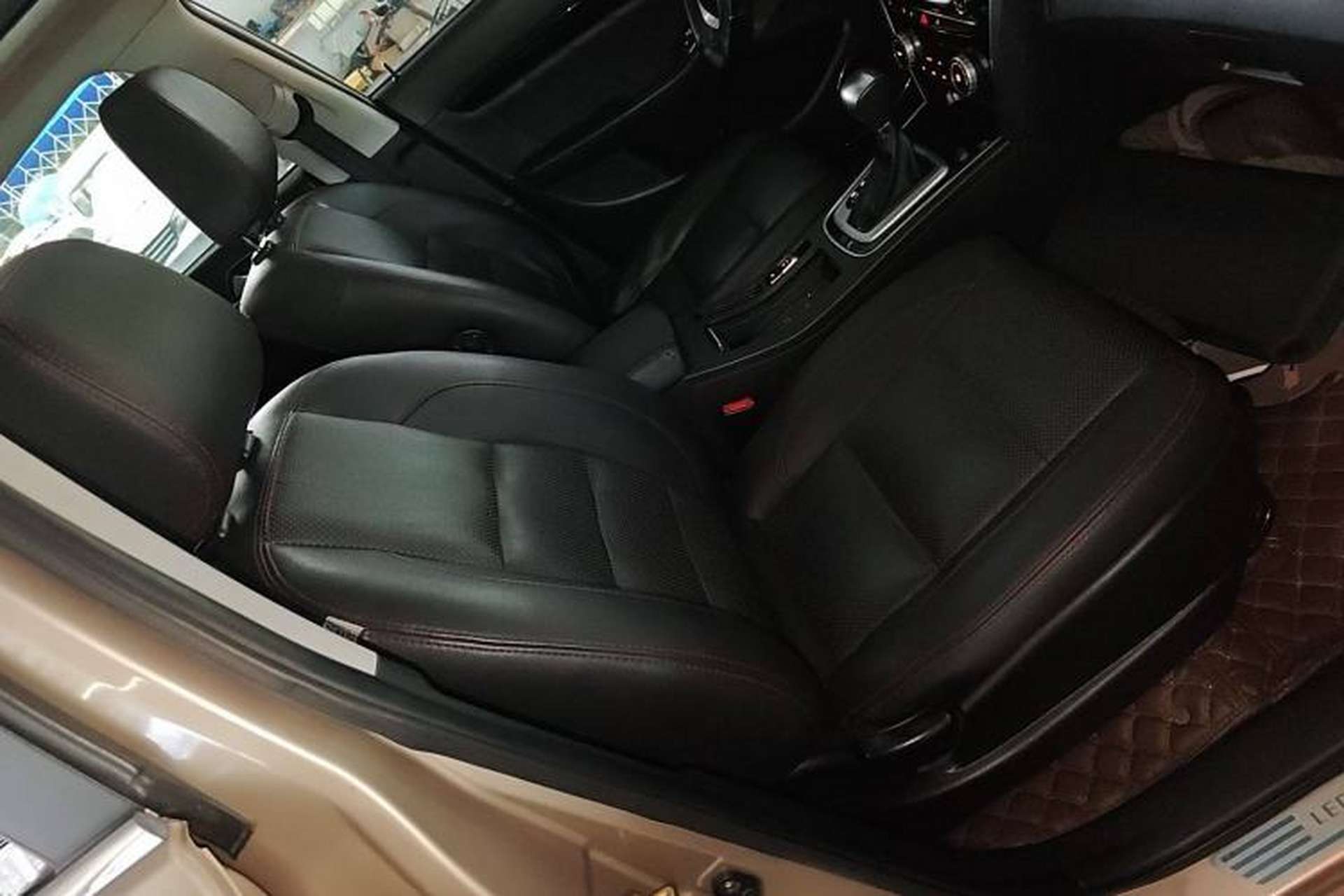 Used Leopaard CS10 2017 2.0T Automatic Luxury Edition Right Front Seat