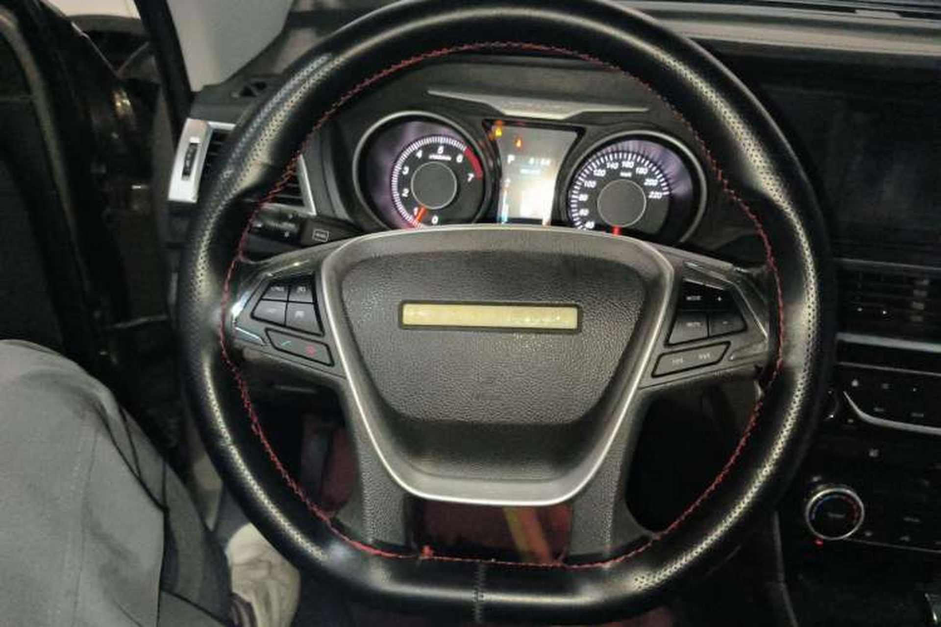 Used Leopaard CS10 2017 1.5T CVT Elite Model Steering Wheel