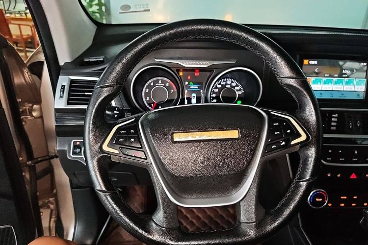 Used Leopaard CS10 2017 2.0T Automatic Luxury Edition Steering Wheel