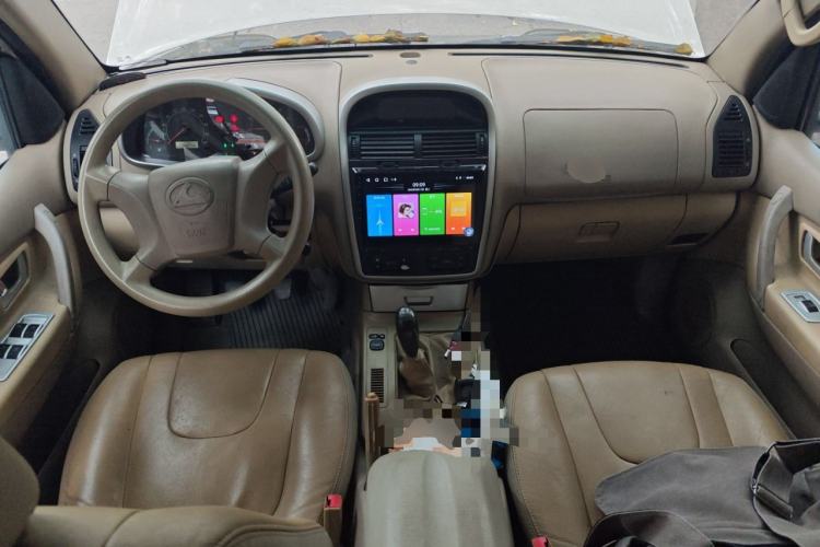 Used Leopaard CS6 2011 2.4L 4x4 Gasoline Luxury Version Center Console