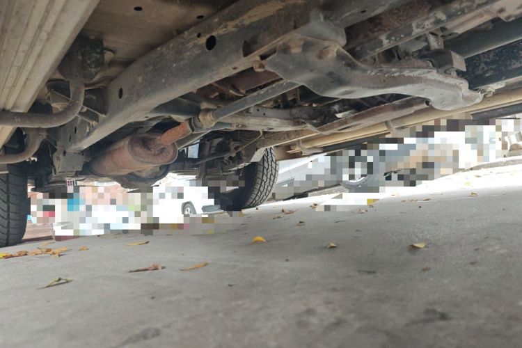 Used Leopaard CS6 2011 2.4L 4x4 Gasoline Luxury Version Chassis Front Right