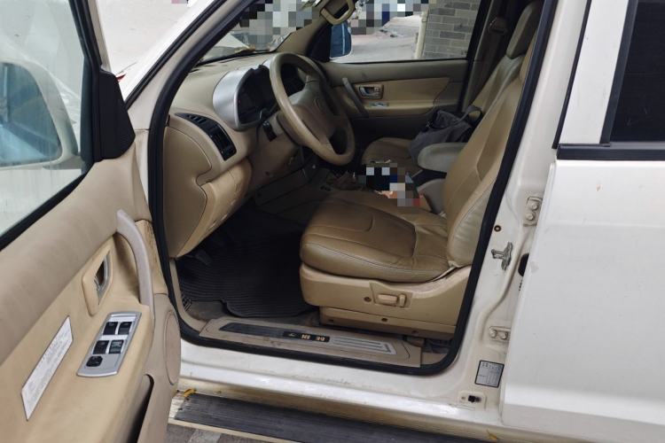 Used Leopaard CS6 2011 2.4L 4x4 Gasoline Luxury Version Driver Seat