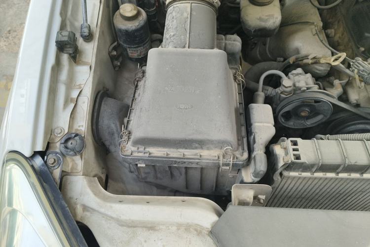 Used Leopaard CS6 2011 2.4L 4x4 Gasoline Comfort Edition Engine Bay Right