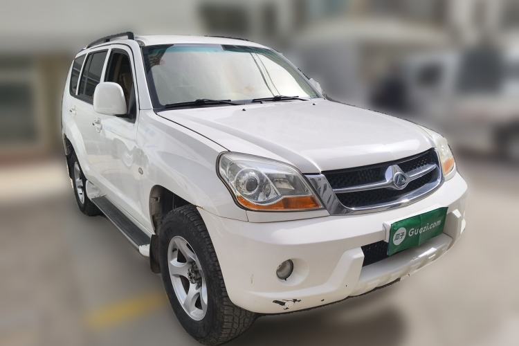 Used Leopaard CS6 2011 2.4L 4x4 Gasoline Comfort Edition Front Right 45 Deg