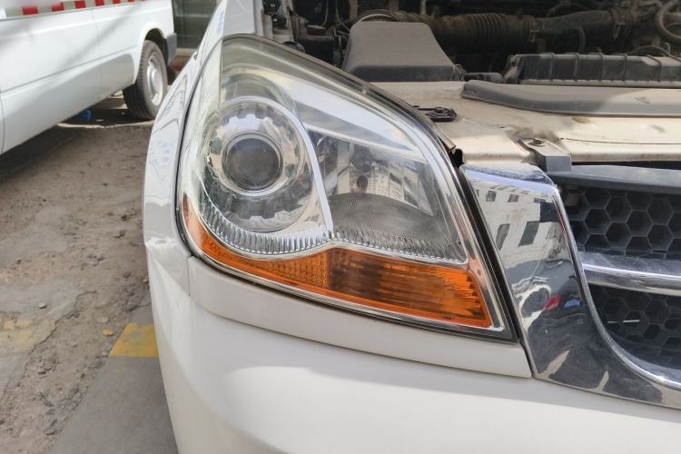 Used Leopaard CS6 2011 2.4L 4x4 Gasoline Comfort Edition Right Front Headlight