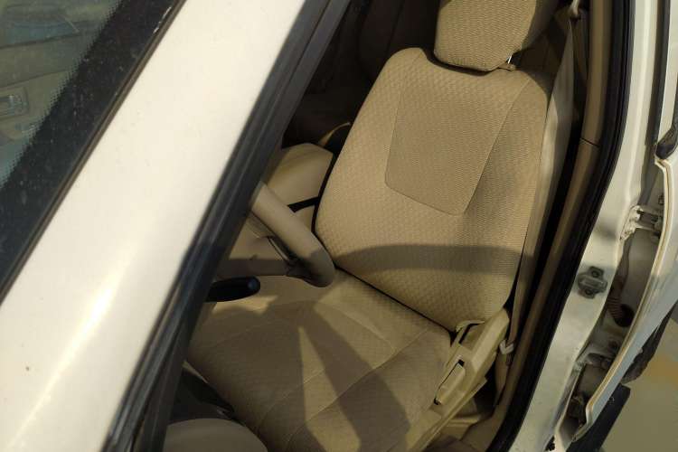 Used Leopaard CS6 2014 2.4L Two-Wheel Drive Comfort Version Left Front Seat