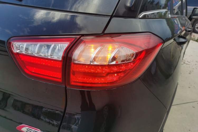 Used Leopaard CS9 2017 1.5L Manual Fashion Model Exterior 6