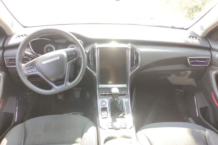 Used Leopaard CS9 2017 1.5L Manual Comfort Model Center Console
