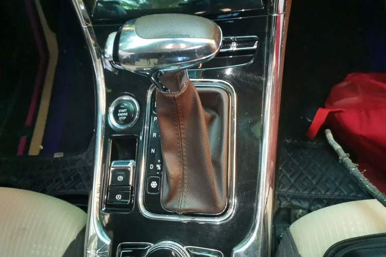 Used Leopaard CS9 2017 1.5L CVT Comfort Model Gear Lever