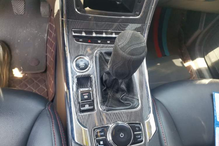 Used Leopaard CS9 2017 1.5L Manual Fashion Model Gear Lever