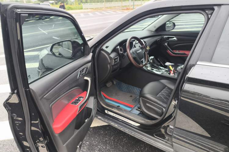 Used Leopaard CS9 2017 1.5L CVT Fashion Edition Interior 3