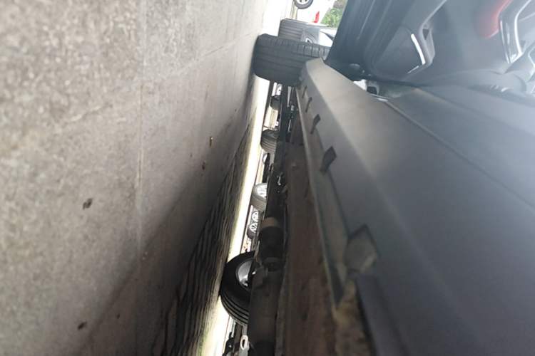 Used Leopaard CS9 2017 1.5L Manual Fashion Model Left Side Sill