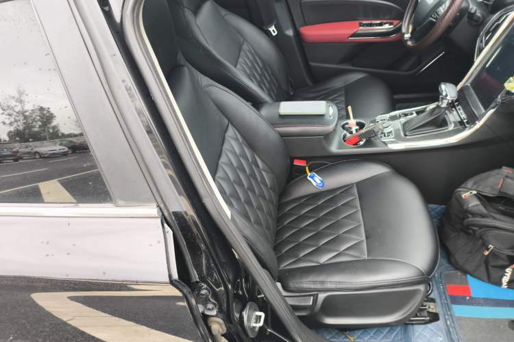 Used Leopaard CS9 2017 1.5L CVT Fashion Edition Right Front Seat
