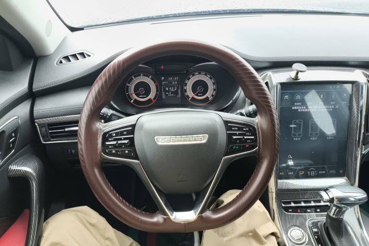 Used Leopaard CS9 2017 1.5L CVT Fashion Edition Steering Wheel