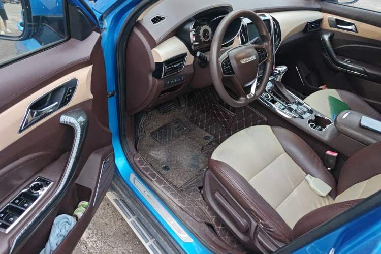 Used Leopaard CS9 2017 1.5L CVT Fashion Edition Driver Seat