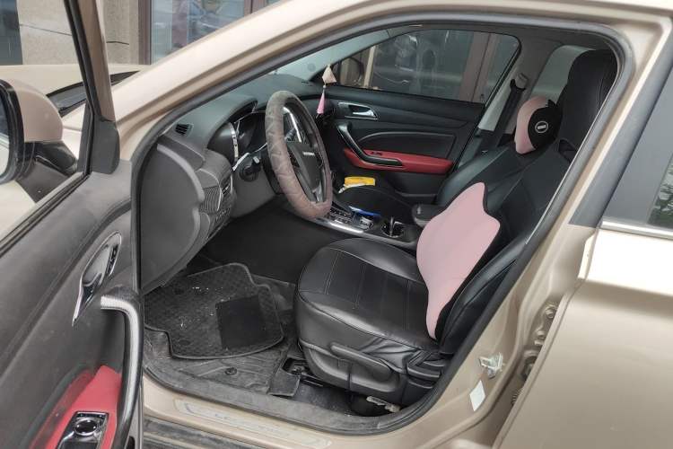 Used Leopaard CS9 2017 1.5L CVT Comfort Model Driver Seat