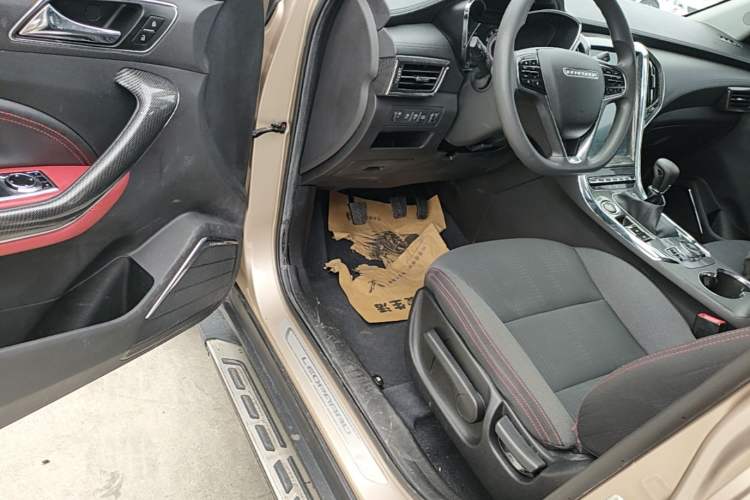 Used Leopaard CS9 2017 1.5L Manual Comfort Model Driver Seat