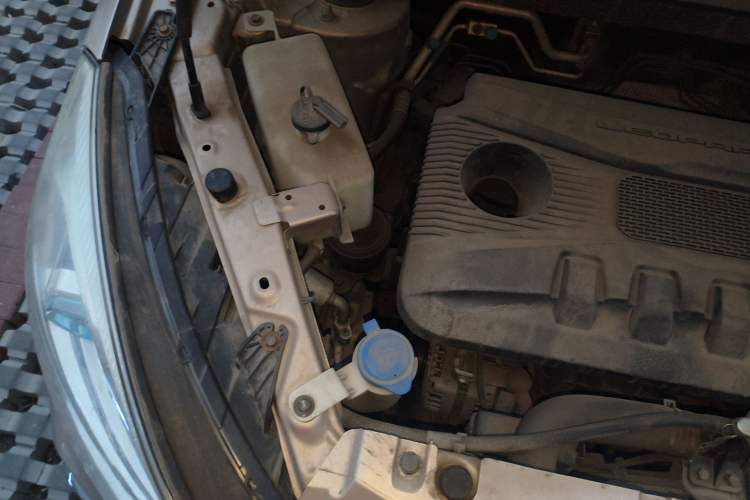 Used Leopaard CS9 2017 1.5L CVT Elite Model Engine Bay Right