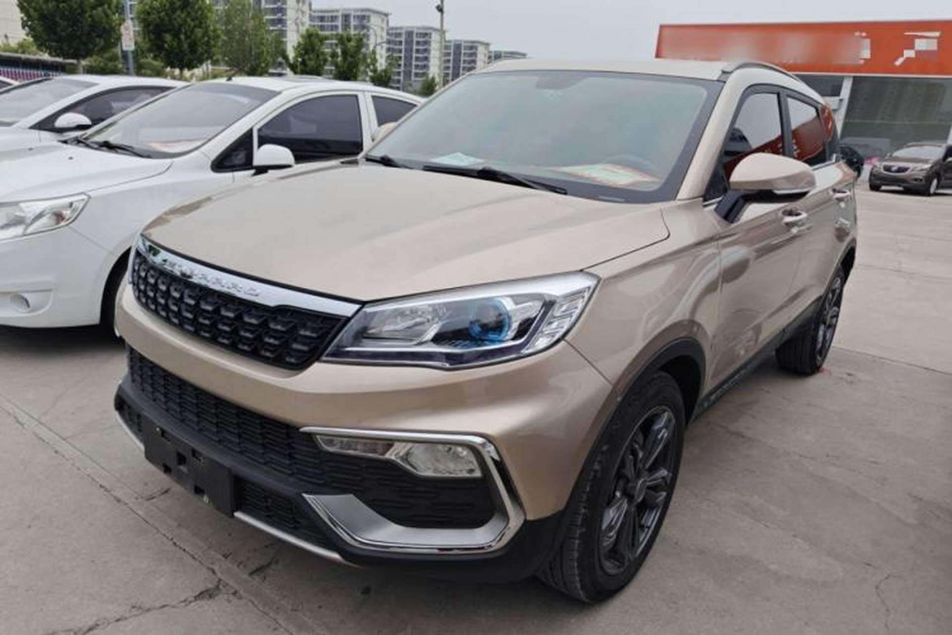Used Leopaard CS9 2017 1.5L CVT Comfort Model Front Left 45 Deg