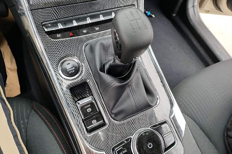 Used Leopaard CS9 2017 1.5L Manual Comfort Model Gear Lever