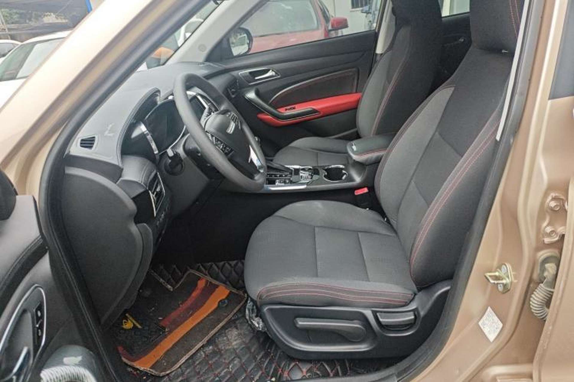 Used Leopaard CS9 2017 1.5L CVT Comfort Model Left Front Seat