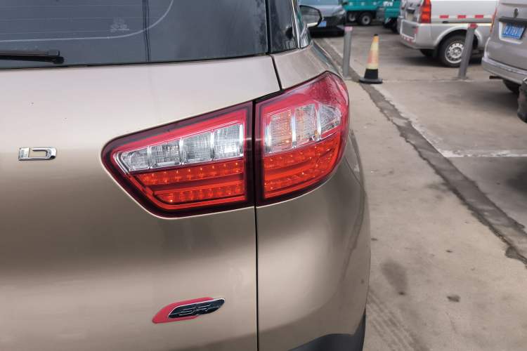 Used Leopaard CS9 2017 1.5L Manual Fashion Model Right Rear Taillight