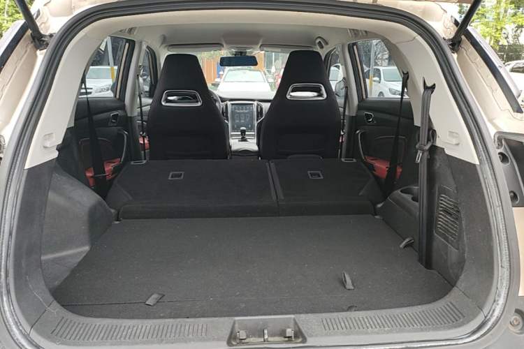 Used Leopaard CS9 2017 1.5L Manual Comfort Model Trunk