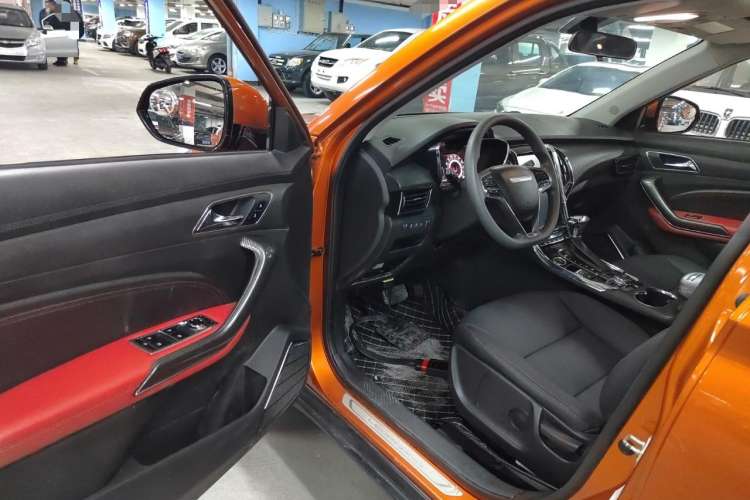 Used Leopaard CS9 2017 1.5L CVT Comfort Model Driver Seat