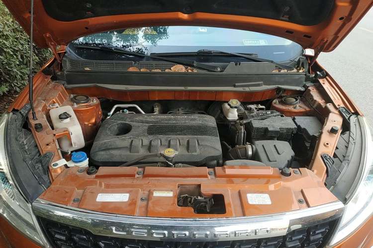 Used Leopaard CS9 2017 1.5L Manual Comfort Model Engine Bay