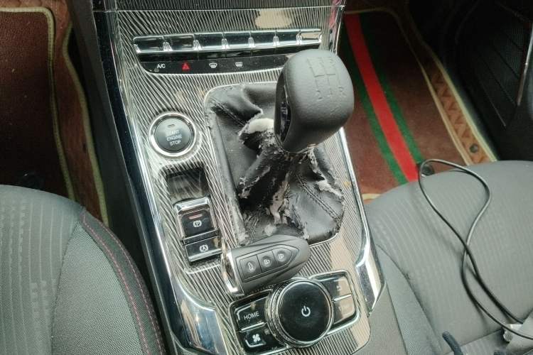 Used Leopaard CS9 2017 1.5L Manual Fashion Model Gear Lever