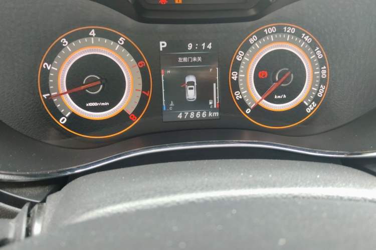 Used Leopaard CS9 2017 1.5L CVT Comfort Model Odometer Close Up
