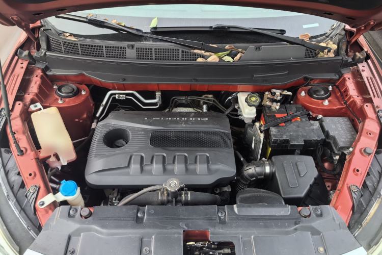 Used Leopaard CS9 2017 1.5L Manual Comfort Model Engine Bay