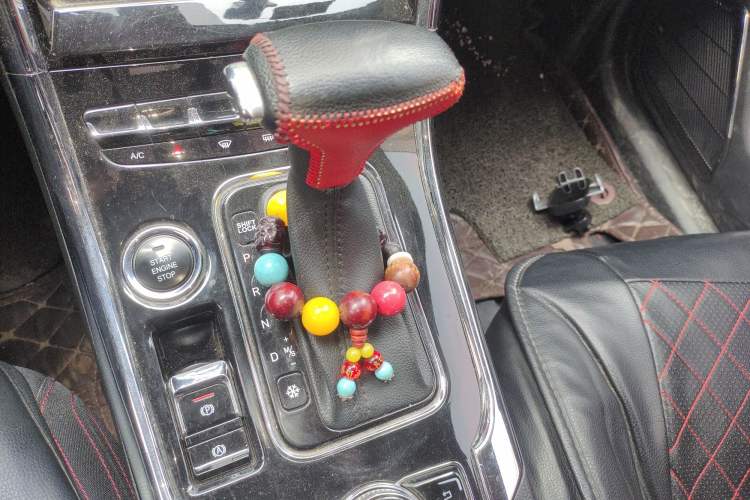 Used Leopaard CS9 2017 1.5L CVT Fashion Edition Gear Lever