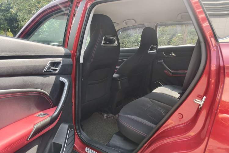 Used Leopaard CS9 2017 1.5L CVT Fashion Edition Interior 2