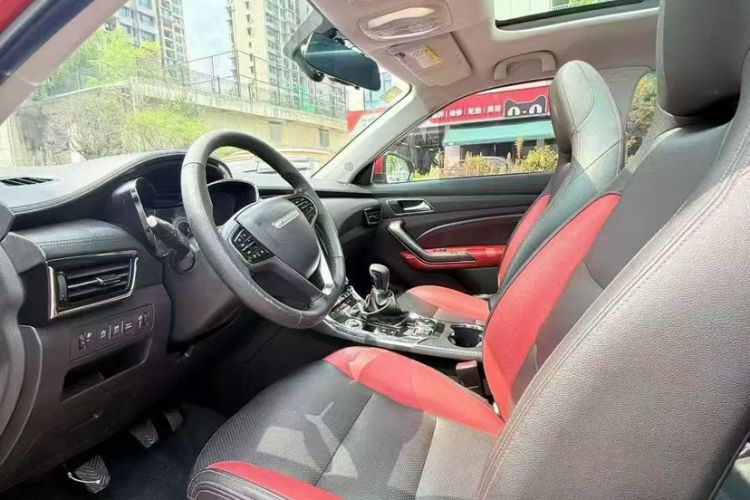 Used Leopaard CS9 2017 1.5L Manual Elite Model Interior 4