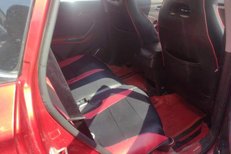 Used Leopaard CS9 2017 1.5L CVT Fashion Edition Interior 5