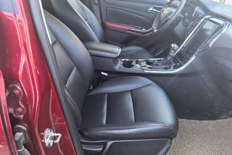 Used Leopaard CS9 2017 1.5L CVT Comfort Model Interior 8