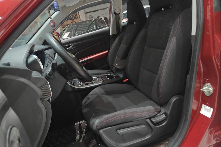 Used Leopaard CS9 2017 1.5L CVT Fashion Edition Left Front Seat