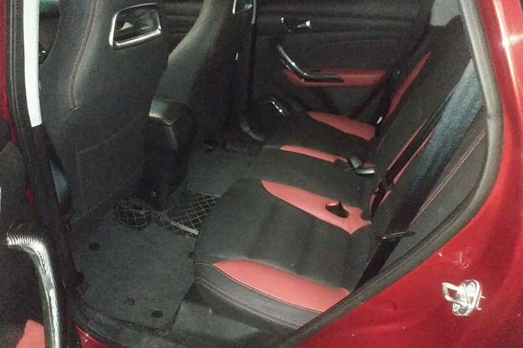 Used Leopaard CS9 2017 1.5L Manual Elite Model Left Rear Seat