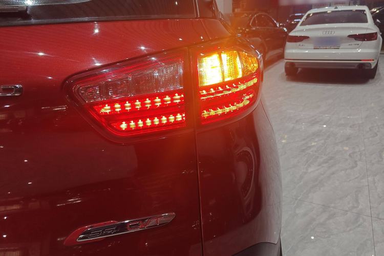 Used Leopaard CS9 2017 1.5L CVT Fashion Edition Right Rear Taillight