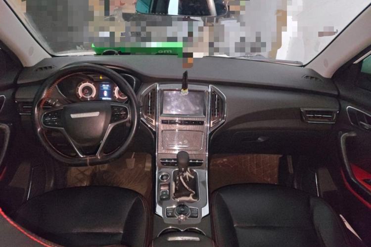 Used Leopaard CS9 2017 1.5L Manual Fashion Model Center Console