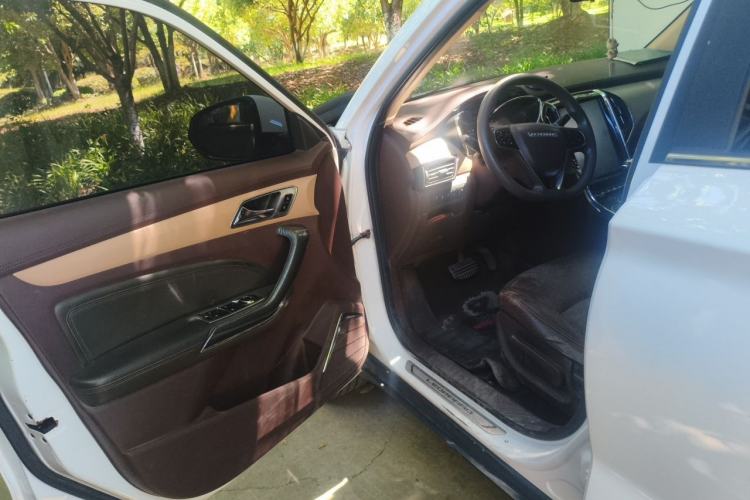 Used Leopaard CS9 2017 1.5L CVT Elite Model Driver Seat