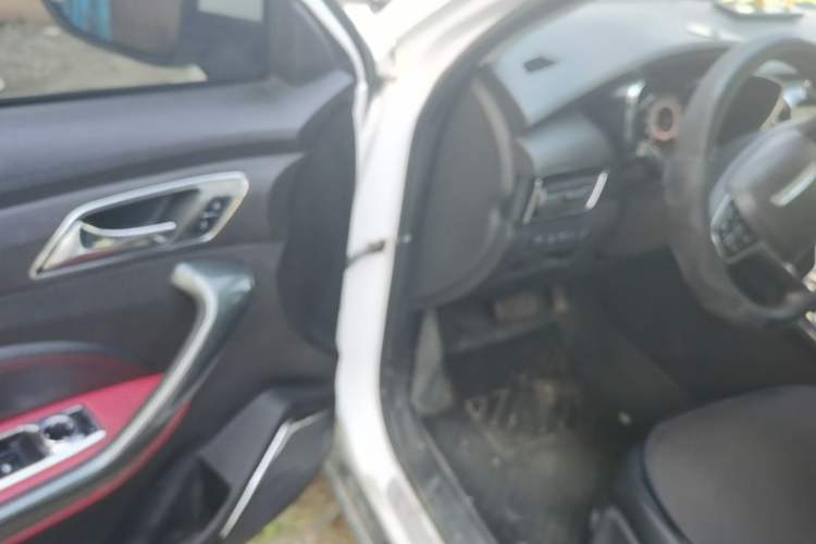 Used Leopaard CS9 2017 1.5L CVT Comfort Model Driver Seat