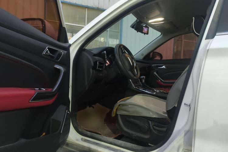 Used Leopaard CS9 2017 1.5L CVT Fashion Edition Driver Seat