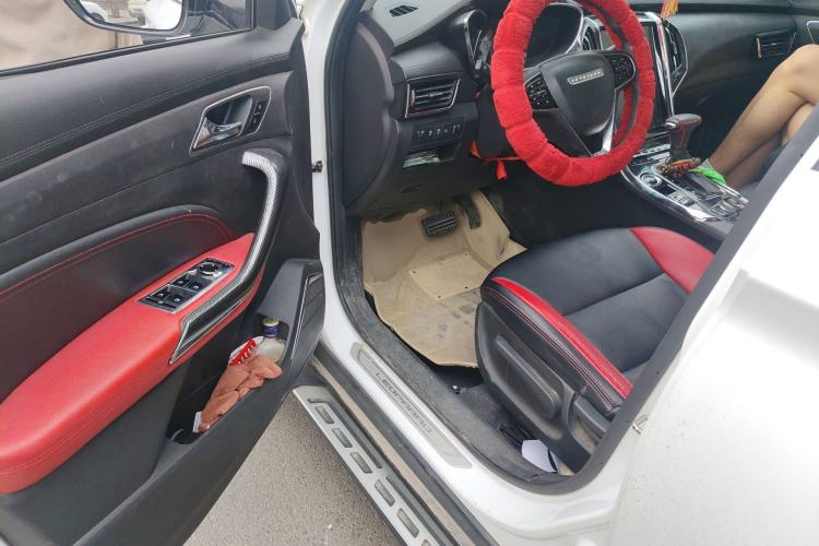 Used Leopaard CS9 2017 1.5L CVT Comfort Model Driver Seat