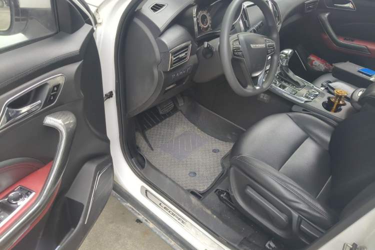 Used Leopaard CS9 2017 1.5L CVT Comfort Model Driver Seat