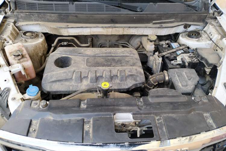 Used Leopaard CS9 2017 1.5L Manual Fashion Model Engine Bay
